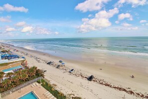 LÀgenhet - flera sÀngar (Malibu 704) | Strand | PÄ stranden
