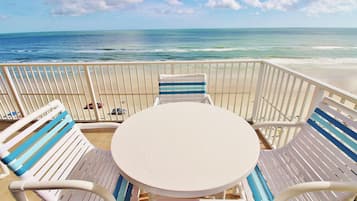 Condo, Multiple Beds (Malibu 704) | Outdoor dining