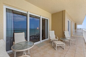 Appart'hôtel, plusieurs lits (Malibu 803) | Terrasse/Patio