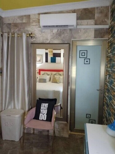 Modern Cozy Home away from Home