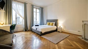 4 habitaciones, tabla de planchar con plancha y wifi gratis