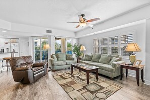 Living area - Oceanwalk 14-307 (New Smyrna Beach)