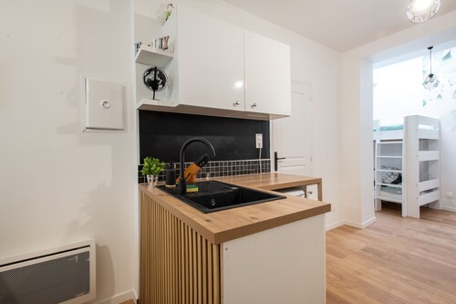 Rosamel - Studio à 1km de la gare, proche port