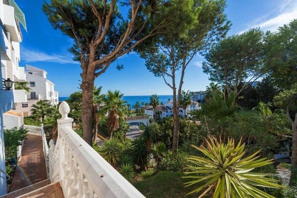 Property grounds - Marina Del Sol Apartment
Charming 1-bedroom apartment in superb Mijas (Mijas,)