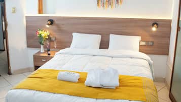 Ropa de cama de alta calidad, cubrecamas y escritorio