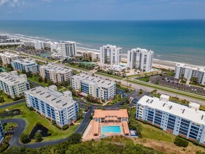 คอนโด, หลายเตียง (Oceanwalk 3-501) | บริเวณภายนอก