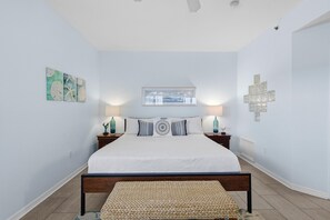 Condo, Multiple Beds (Oceanwalk 7-501)