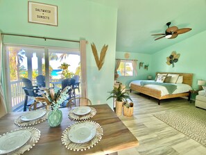 1 chambre, fer et planche à repasser, Wi-Fi gratuit, draps fournis