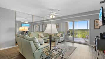 Condo, Multiple Beds (Oceanwalk 6-506) | Living area