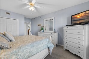 Condo, Multiple Beds (Oceanwalk 9-604)