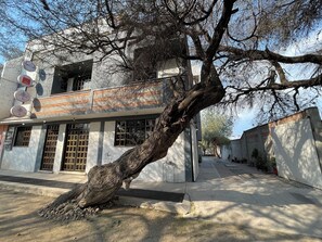 Fachada de la propiedad