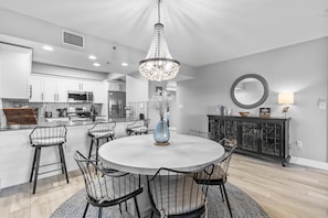 Dining - Oceanwalk 5-405 (New Smyrna Beach)