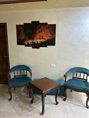 Televisión de pantalla plana de 30 pulgadas con canales digitales