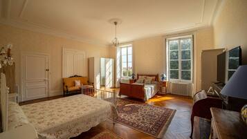 1 bedroom, iron/ironing board, travel crib, WiFi (free)