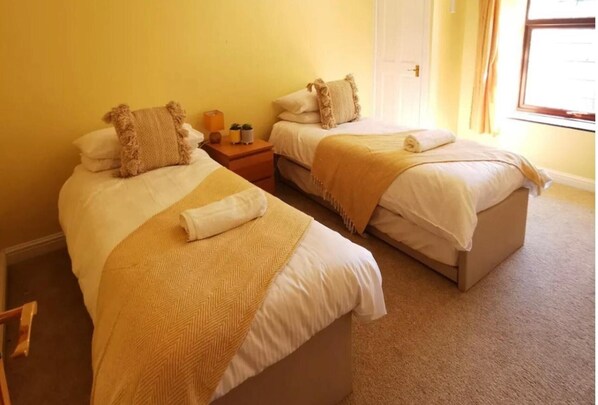 Småhus | 2 soverom, strykejern/-brett, wi-fi (inkludert) og sengetøy