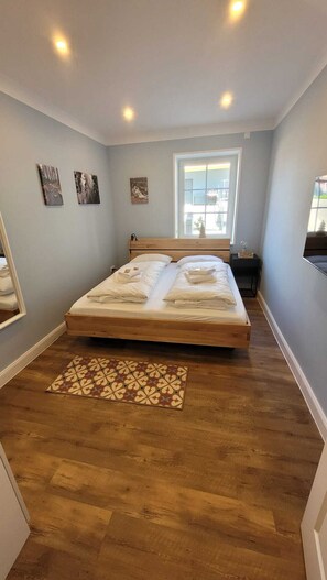 2 bedrooms, iron/ironing board, travel cot, WiFi - Color magic blue in the Harz apartment Smilla with sauna, terrace and bicycle shed (Sankt Andreasberg)