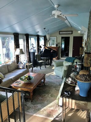 Smart TV, fireplace, printers