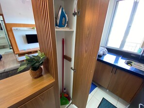 Premium Apartment, Pool Access, Beach View | Laundry - Apto Vila Açoriana - Barra Velha - SC (Barra Velha)