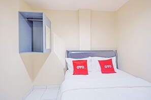 デラックス ダブルルーム | 高級寝具、WiFi (無料)、ベッドシーツ