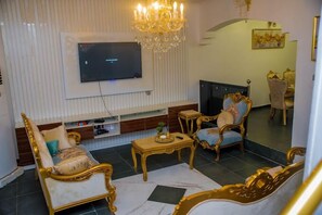 Interior detail - Zeedam Royal Apartment  (Ibadan)