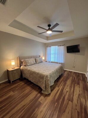 2 chambres, bureau, Wi-Fi gratuit, draps fournis