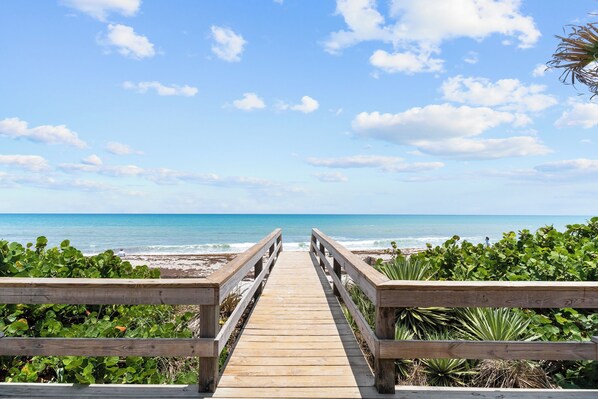 Beach nearby, beach towels
