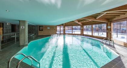 300m from ski slopes, fitness, swimming pool, parking, tv, ski locker, 26-36m², Abriès