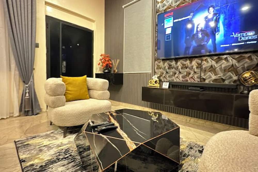 Wedgewood One Shortlet Apartment
