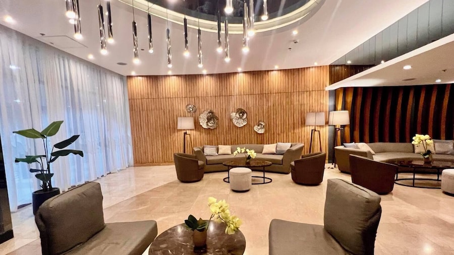 Mall of Asia - Aseana Residences