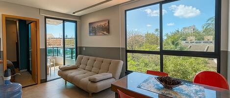 Estúdio | Área de estar | TV de tela plana