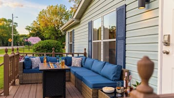 House, 3 Bedrooms | Terrace/patio