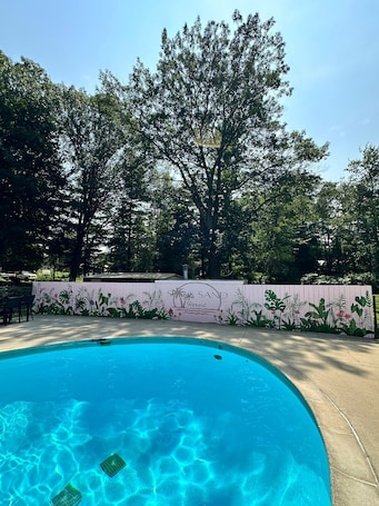 Seasonal outdoor pool, sun loungers