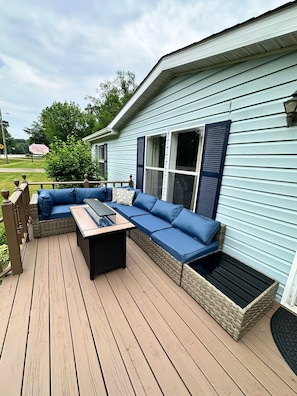 House, 3 Bedrooms | Terrace/patio