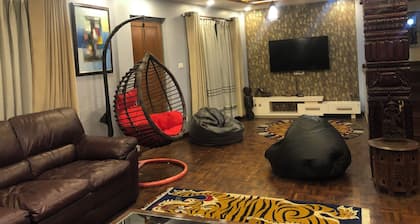 Bungalow in Lazimpat, Kathmandu with fitness, WiFi, Kitchen & many more.