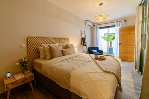 3 Schlafzimmer, Schreibtisch, Bügeleisen/Bügelbrett, Internetzugang