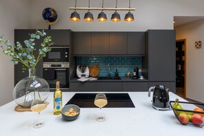 Fridge, microwave, oven, dishwasher