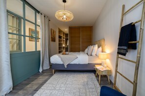 3 chambres, bureau, fer et planche à repasser, accès Internet