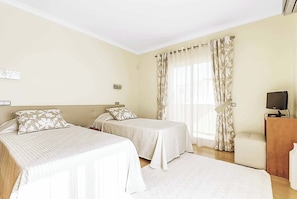 4 Schlafzimmer, WLAN, Bettwäsche