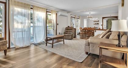 NEW! Lakefront Escape on Lake Hudson