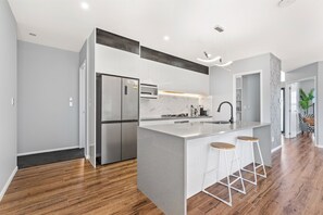 Fridge, microwave, dishwasher, coffee/tea maker