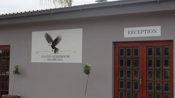 Voorkant van accommodatie