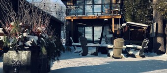 The Water's Edge No. 2