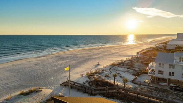 Accommodatie ligt op het strand