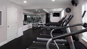 Fitness facility - Charming 2-bdrm villa in Lake Buena Vista, Florida near all family attractions. (Lake Buena Vista)