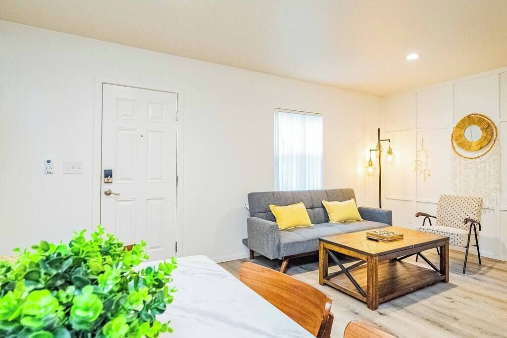 Ferienhaus, 2 Queen-Betten, Terrasse, Gartenblick (1201 Glendora) | Wohnbereich