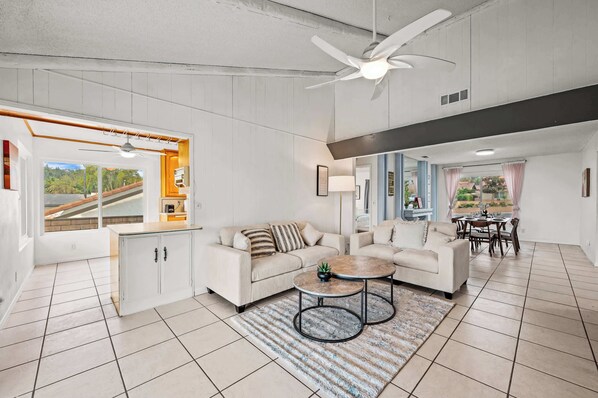 House, Multiple Beds, Patio, Garden View (5609 Riverside) | Interior - Bright, Spacious Home With Large Yard and Patio Views (Riverside)