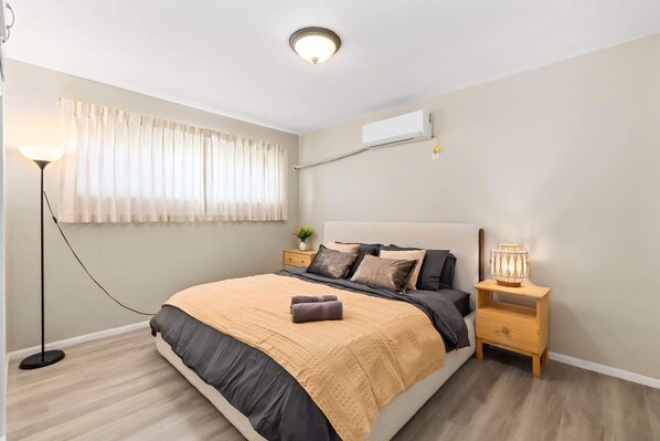 House, Multiple Beds, Patio, Garden View (8207 Rancho) | 2 bedrooms, individually decorated, individually furnished, bed sheets - Cozy 2BR Home With Bright Interior & Relaxing Patio (Ontario)