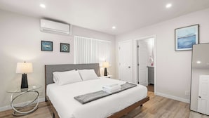 Apartamento, varias camas, balcón, vistas al jardín (Lake #8 Altadena)