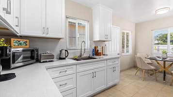 House, Multiple Beds, Patio, Garden View (8205 Rancho) | Private kitchen | Coffee/tea maker