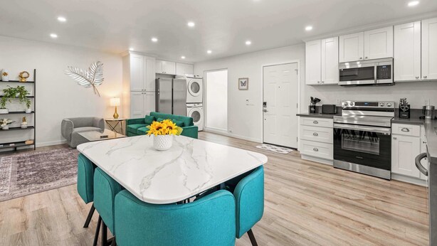 Interior - Stylish Modern Retreat Near LA Top Attractions #5 (Altadena)